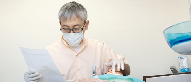 症例数3600以上。「認定医」「指導医」の資格を持った院長